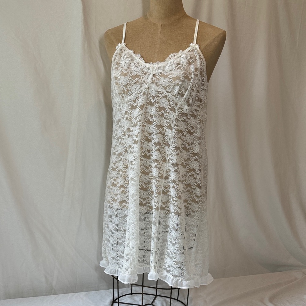 Apt. 9 White Lace Chemise